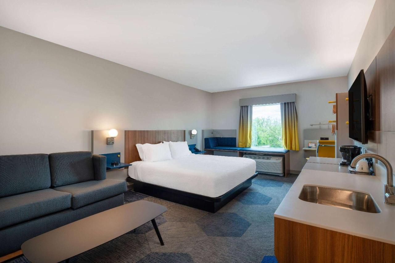 Microtel Inn & Suites By Wyndham Winchester Exterior foto